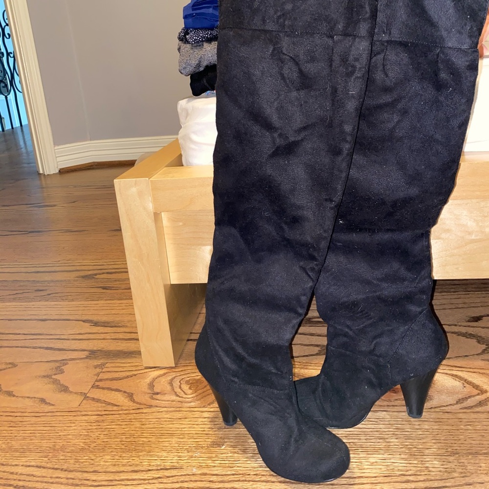 Over the knees boots